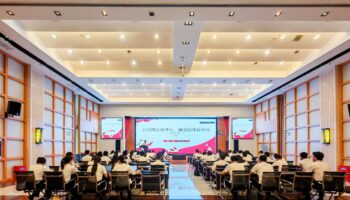 聚焦學(xué)習(xí)教育，共筑廉潔防線——玉柴物流黨委開展專題黨課暨集體廉潔談話會(huì)